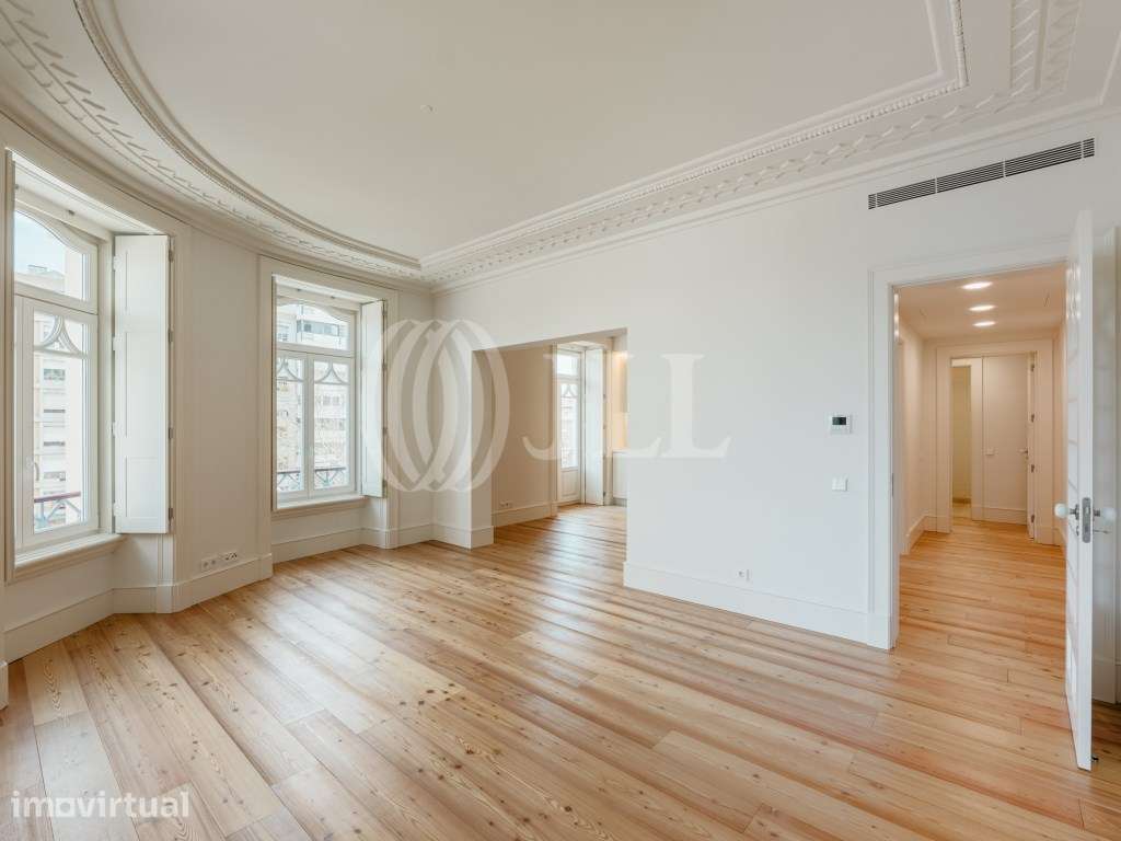 Apartamento T2 com garagem, Avenida da República, Lisboa - Grande imagem: 2/26