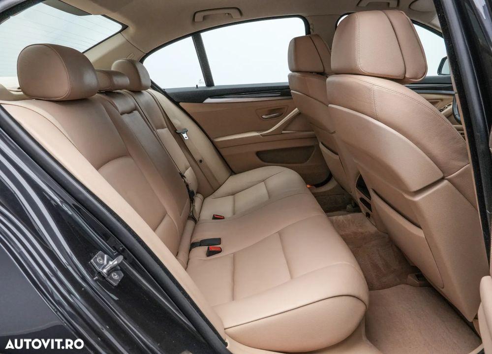 BMW Seria 5 520d Sport-Aut. BluePerformance - 17