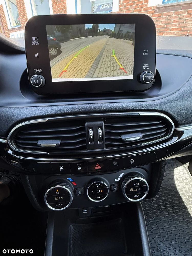 Fiat Tipo 1.0 T3 City Life - 29