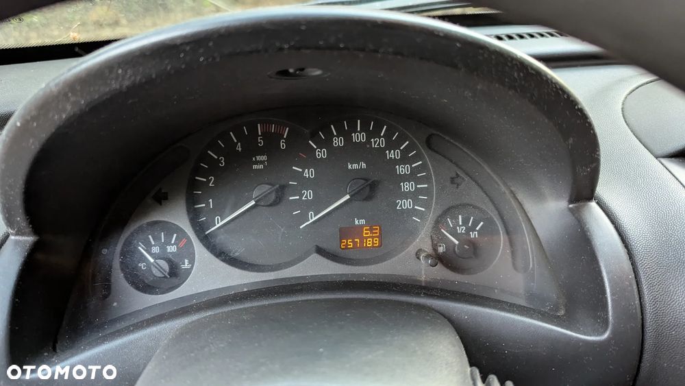 Opel Combo - 17