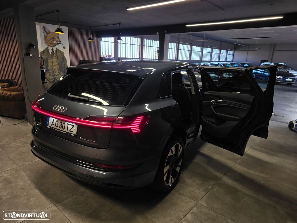 Audi e-tron 55 quattro - 47