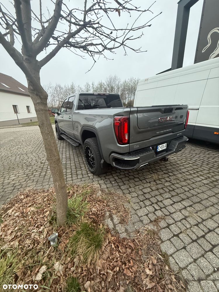 GMC Sierra - 16
