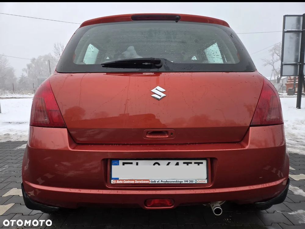 Suzuki Swift - 3