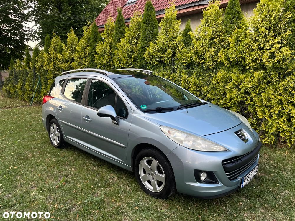 Peugeot 207 1.4 - 5