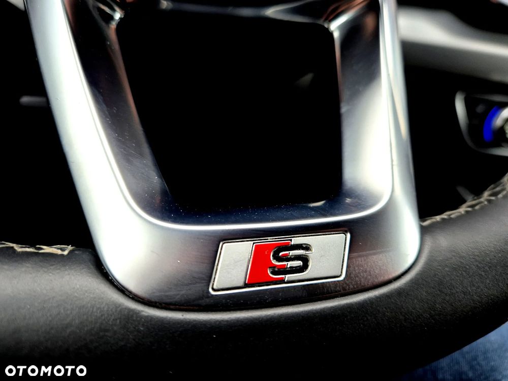 Audi Q5 50 TFSIe quattro S tronic S line - 11