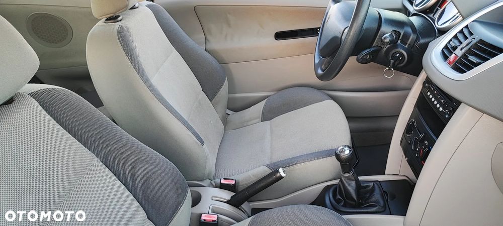 Peugeot 207 95 VTi Premium - 13