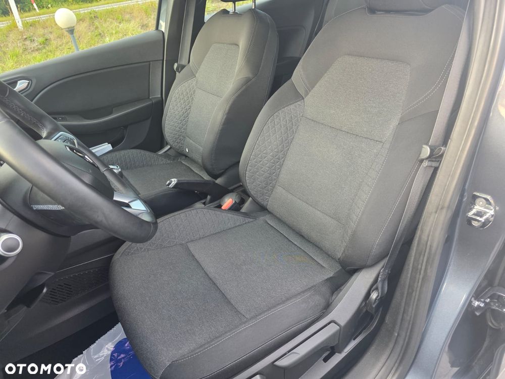 Renault Clio - 25