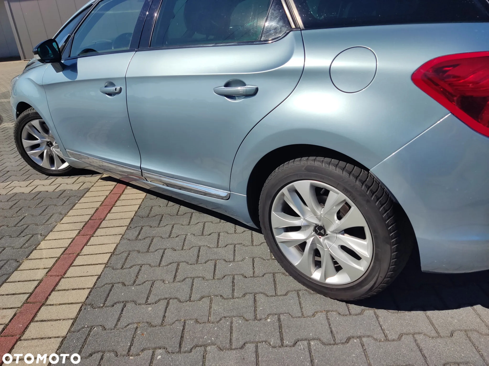 Citroën DS5 HDi 165 Business - 11