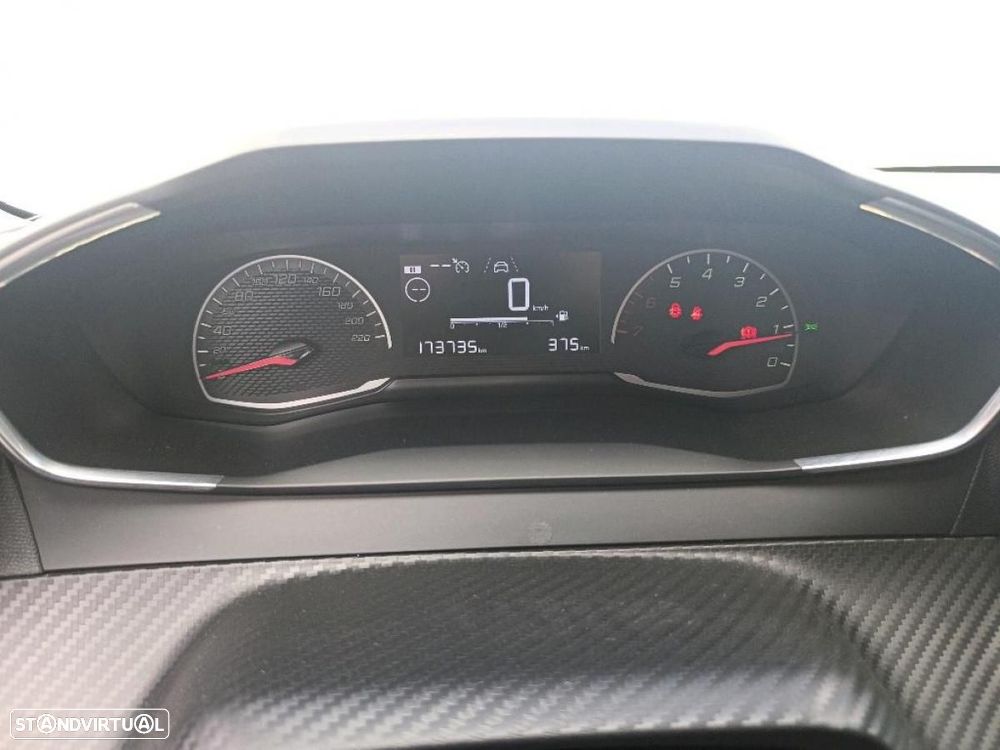 Peugeot 208 1.2 PureTech Active - 6