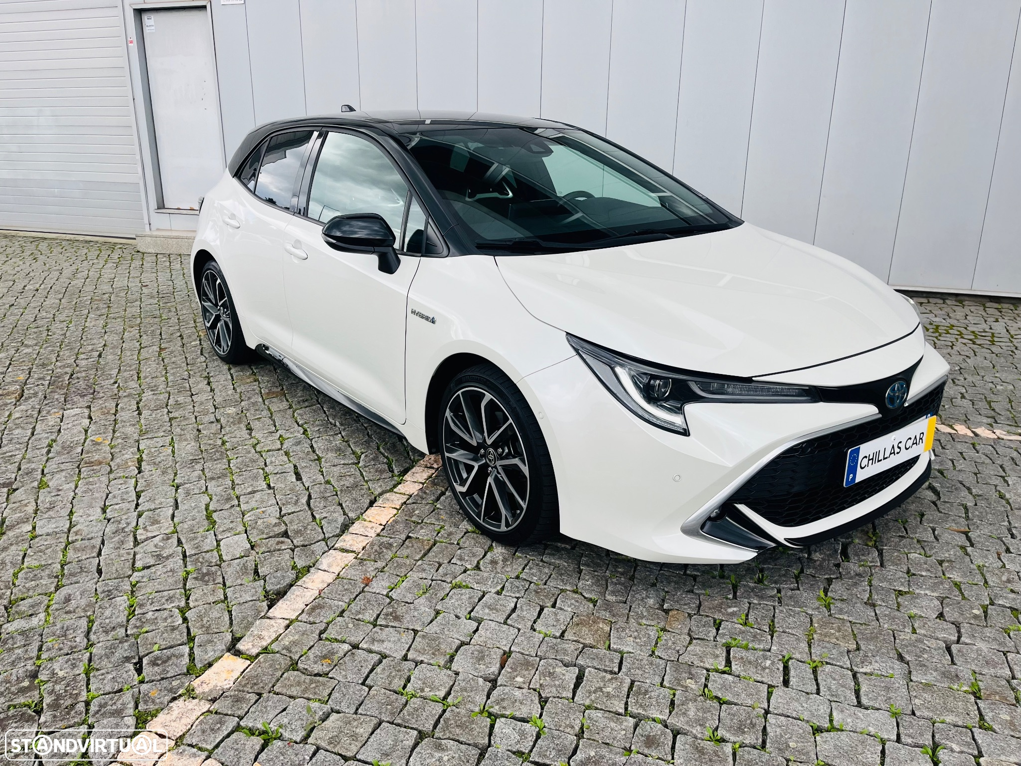Toyota Corolla 2.0 Hybrid Luxury Black - 6