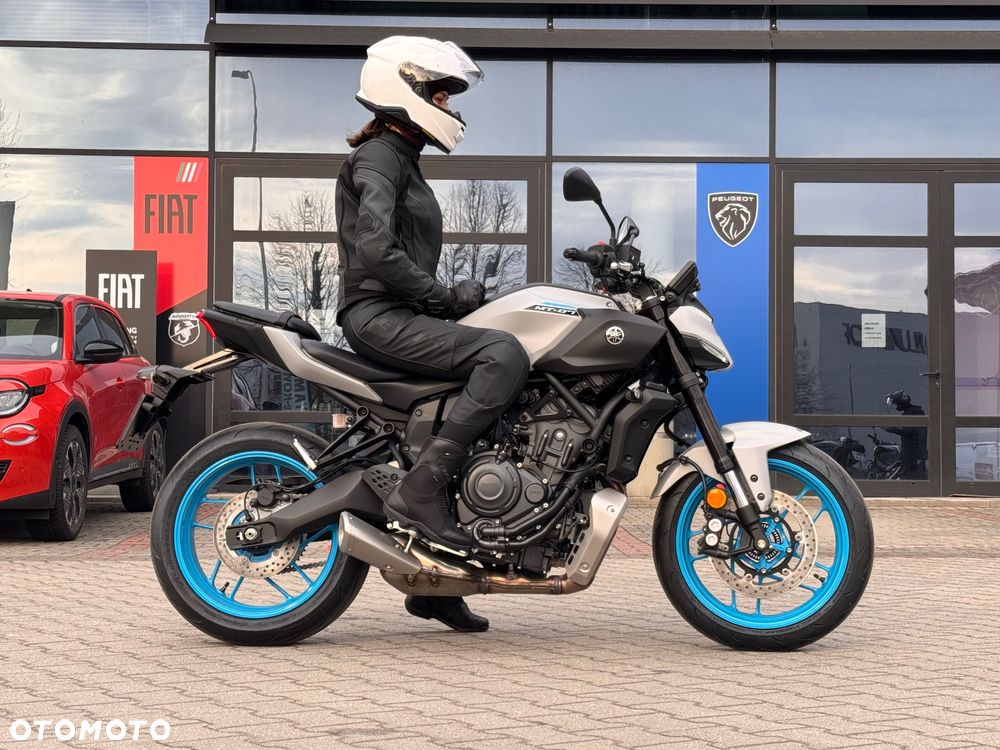Yamaha MT - 2
