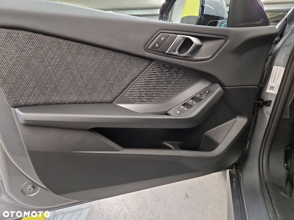 BMW Seria 1 118d M Sport - 12