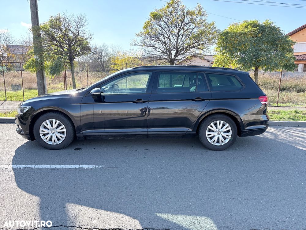 Volkswagen Passat - 4