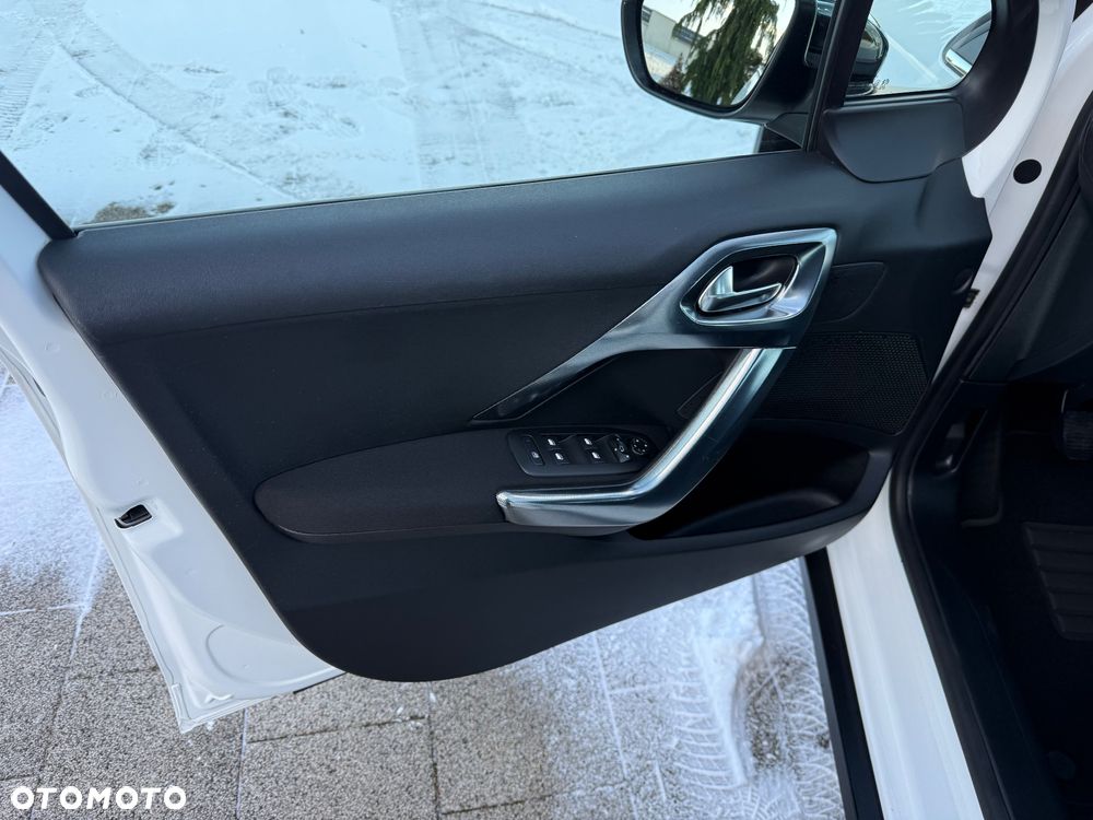 Peugeot 2008 e-HDi FAP 92 STOP & START Business-Line - 10