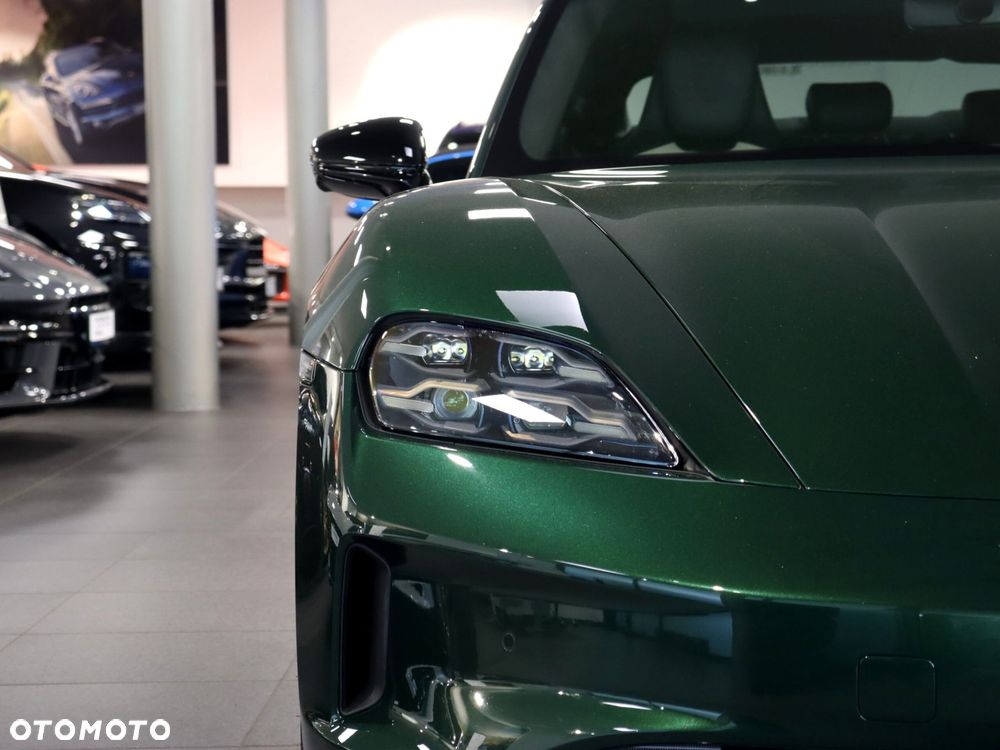 Porsche Taycan 105kWh 4S Black Edition - 9