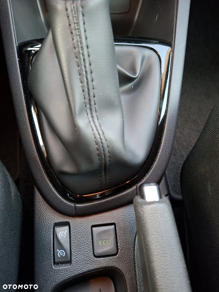 Renault Clio TCe 100 TomTom Edition - 27