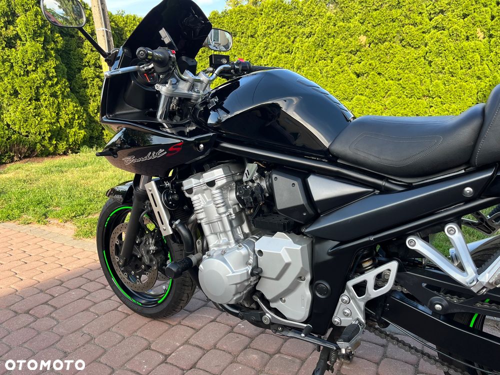 Suzuki Bandit - 23