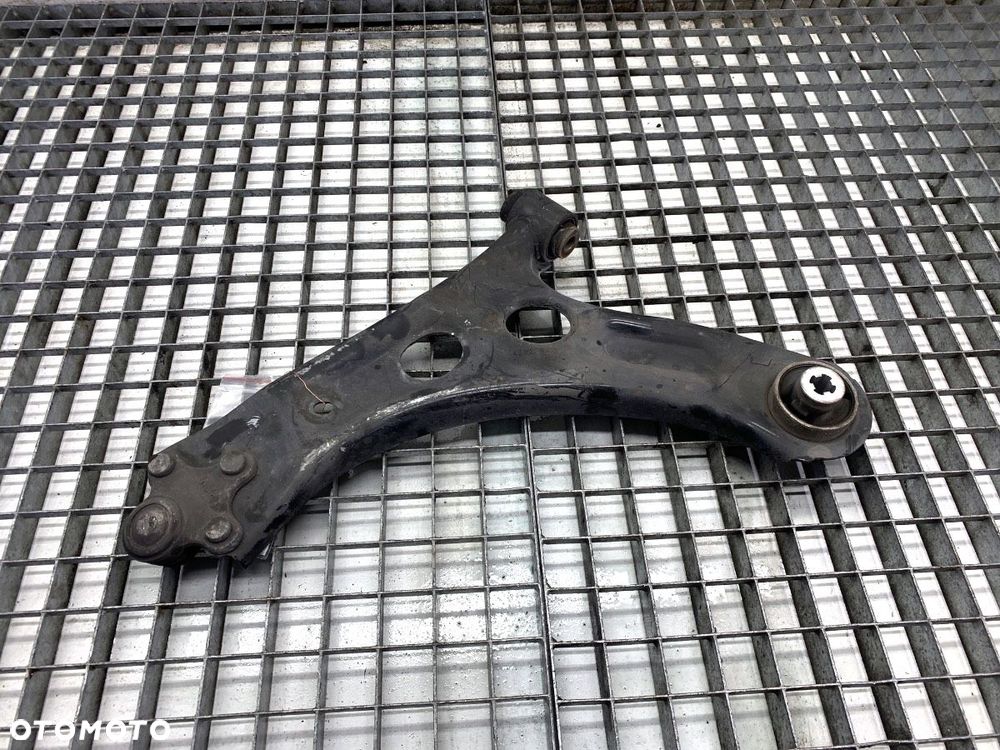 WAHACZ PRAWY PRZÓD  OPEL CORSA F 2019 - 2022 1.2 (68) 74 kW [101 KM] benzyna 2019 - 2022 - 1