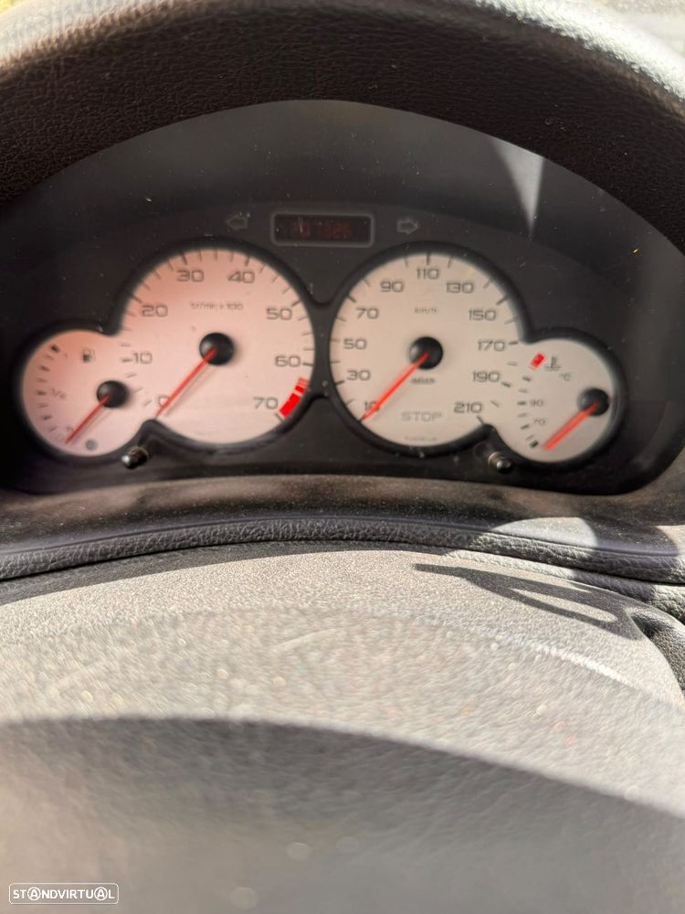 Peugeot 206 - 15