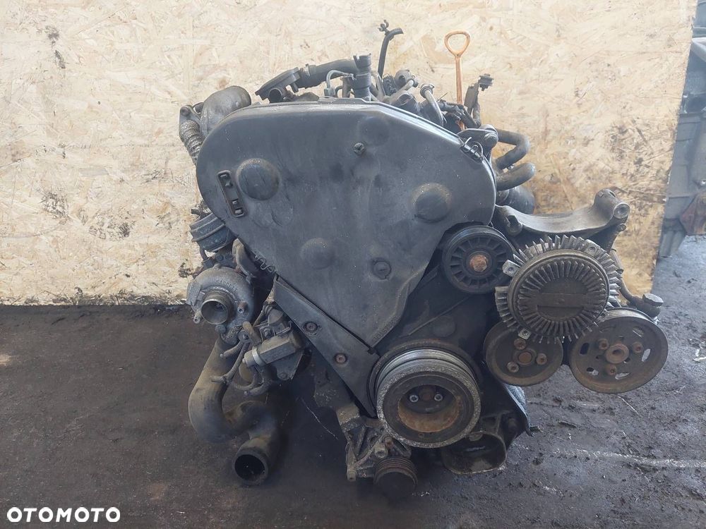 SILNIK + POMPA WTRYSKI TURBO AUDI A4 B5 1.9 TDI AFN 028130115A 028145702R - 2