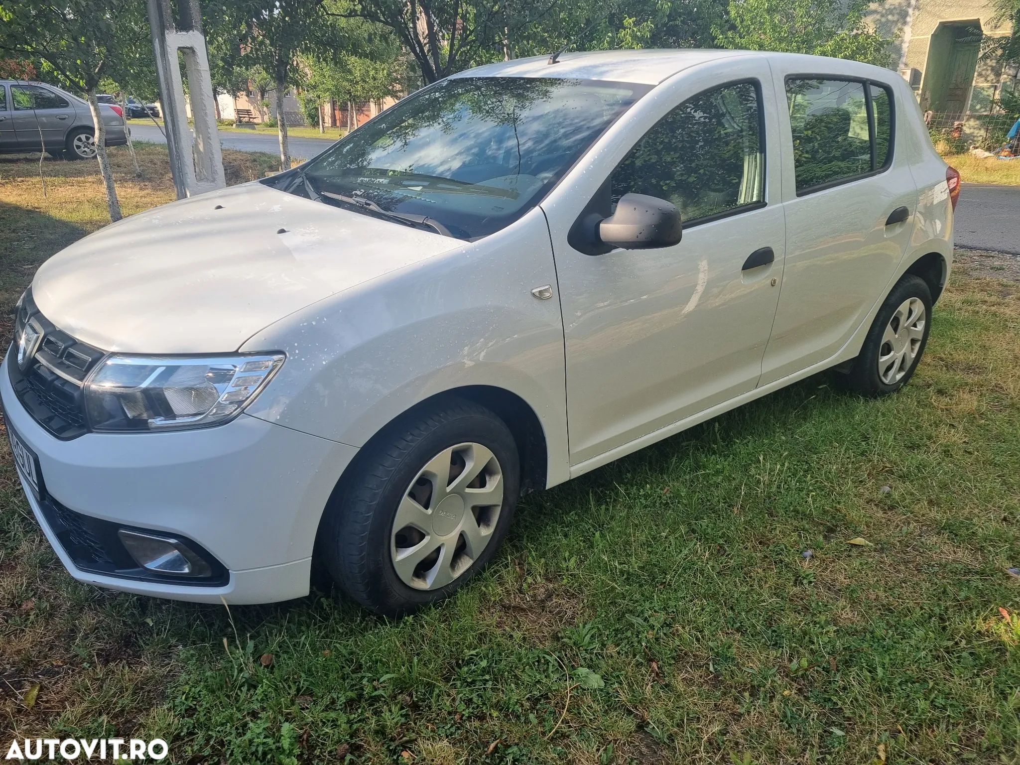Dacia Sandero 1.0 SCe SL PLUS - 1
