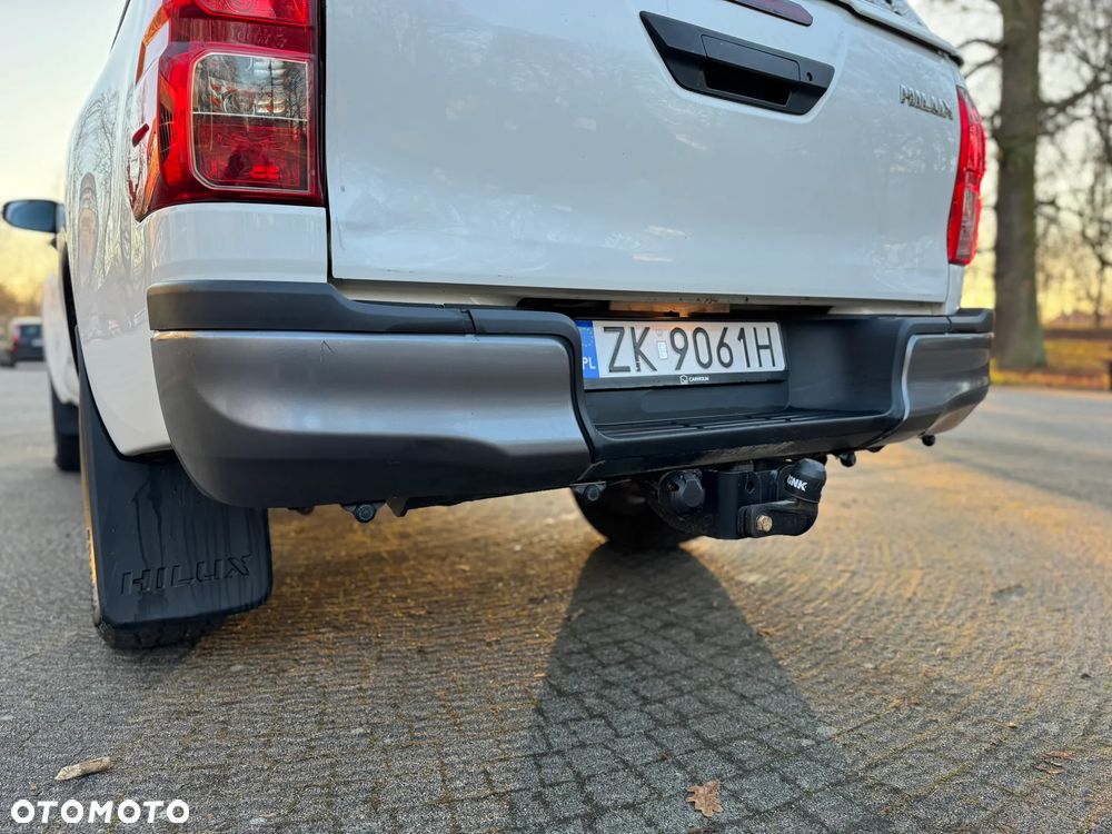 Toyota Hilux 2.4 D-4D Double Cab DLX 4x4 - 39