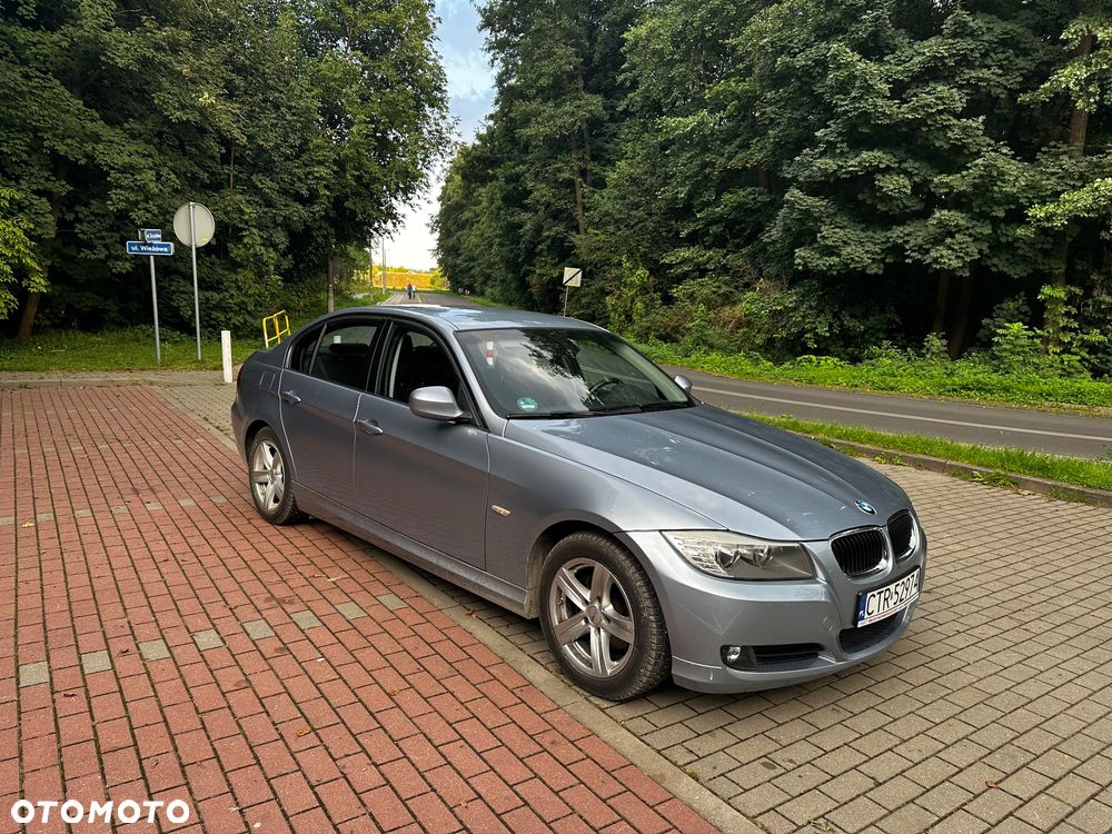 BMW Seria 3 318i - 2