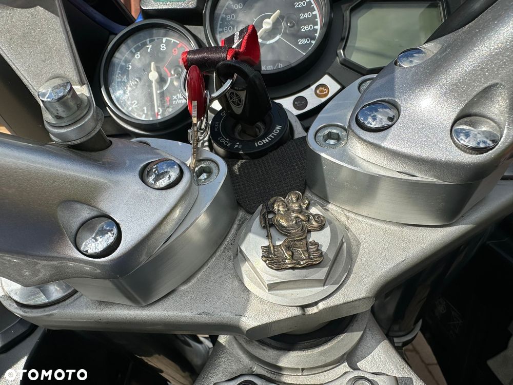 Yamaha FJR - 6
