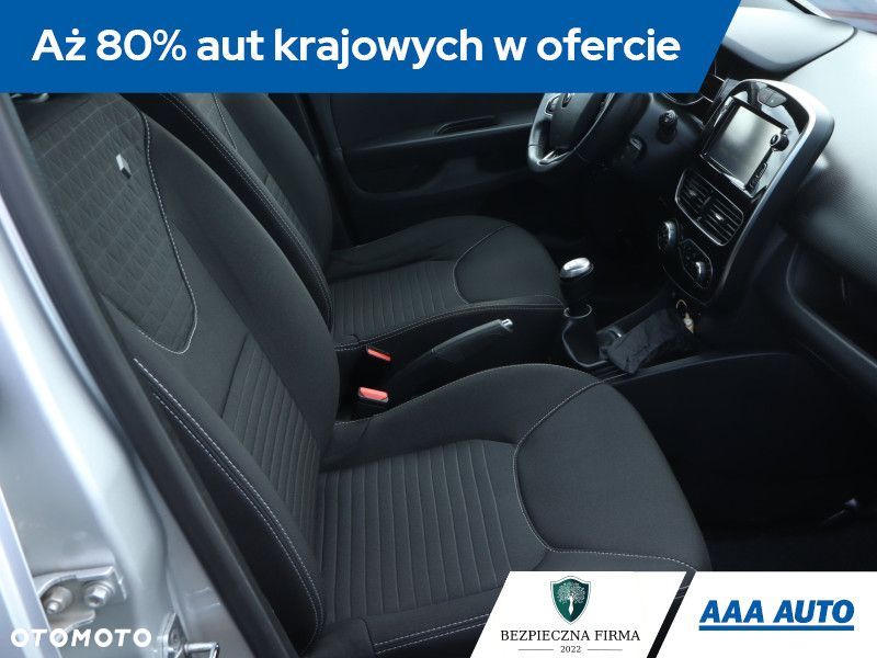 Renault Clio - 11
