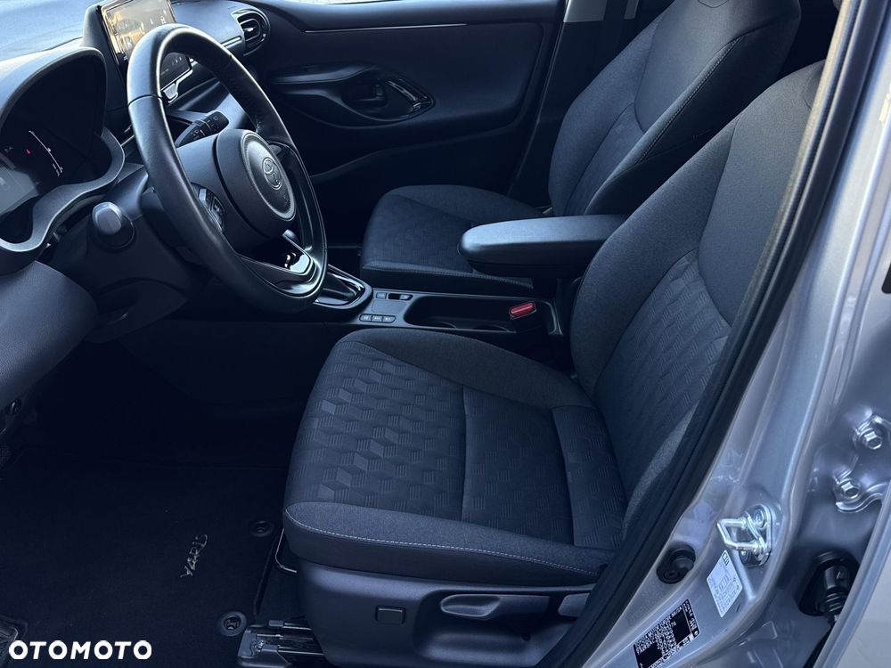 Toyota Yaris Hybrid 1.5 Style - 10