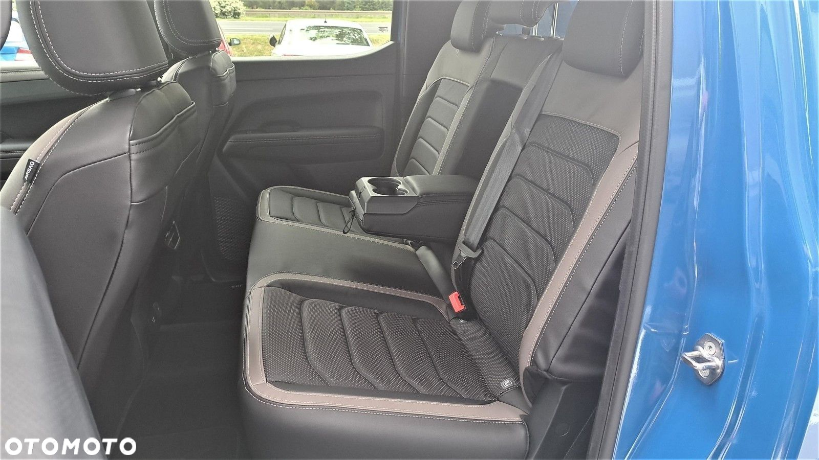 Volkswagen Amarok - 16