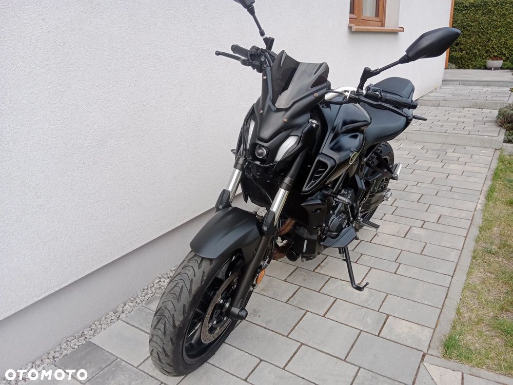 Yamaha MT - 9