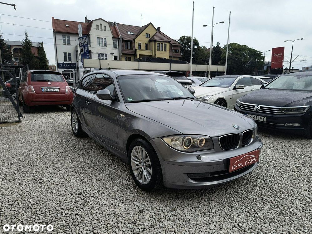 BMW Seria 1 118d Sport Line - 4