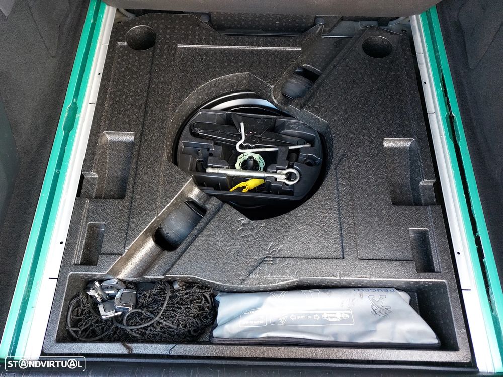 Peugeot 308 SW 1.6 e-HDi Allure J17 - 39