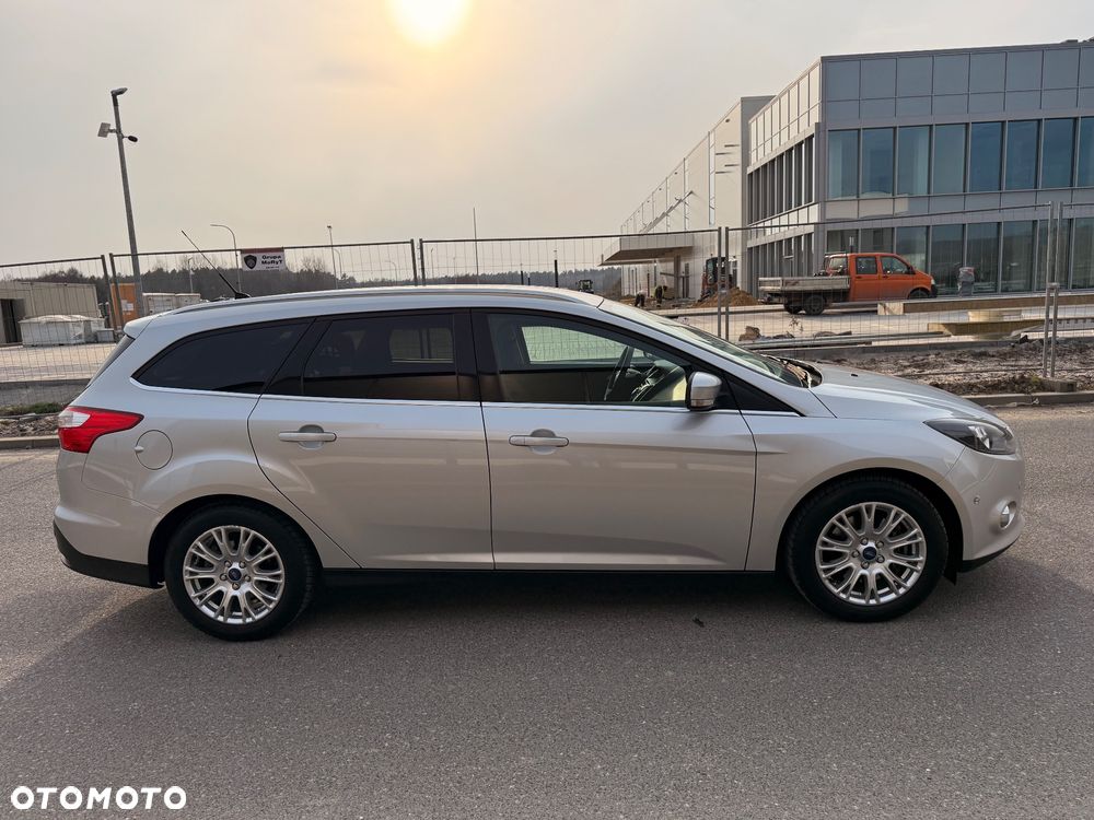 Ford Focus 1.6 EcoBoost Titanium - 8
