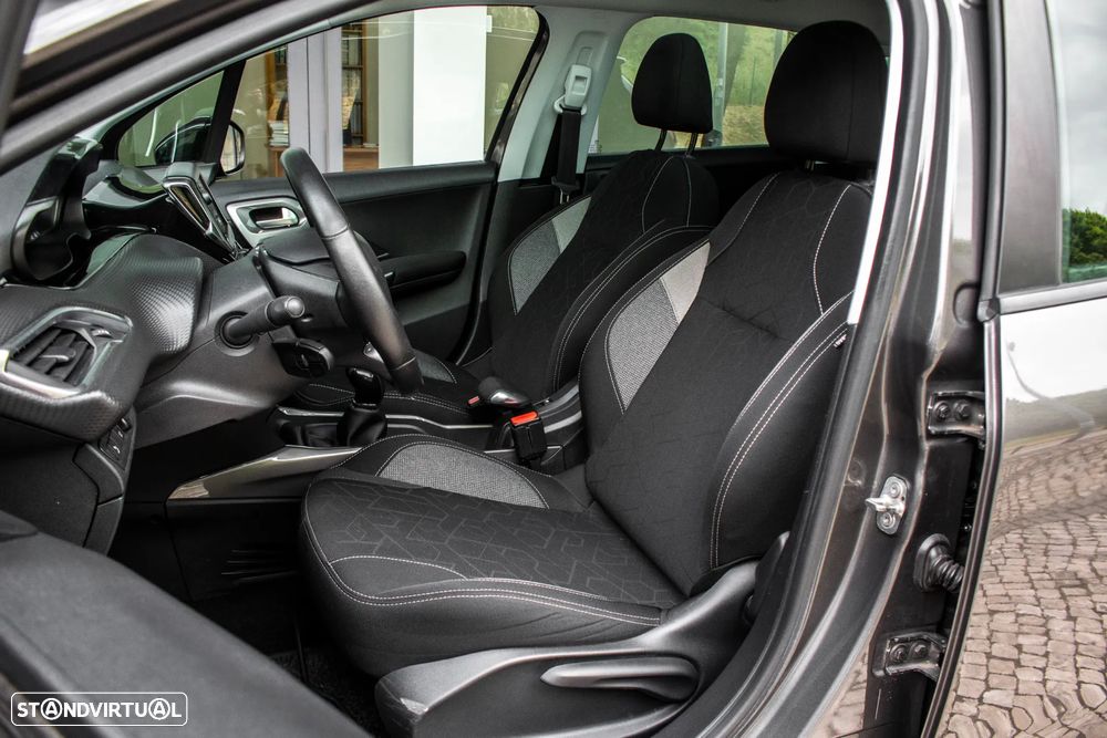 Peugeot 2008 1.2 PureTech Active - 25