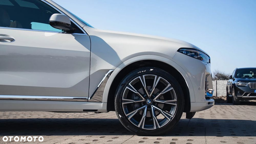 BMW X7 xDrive40i - 15