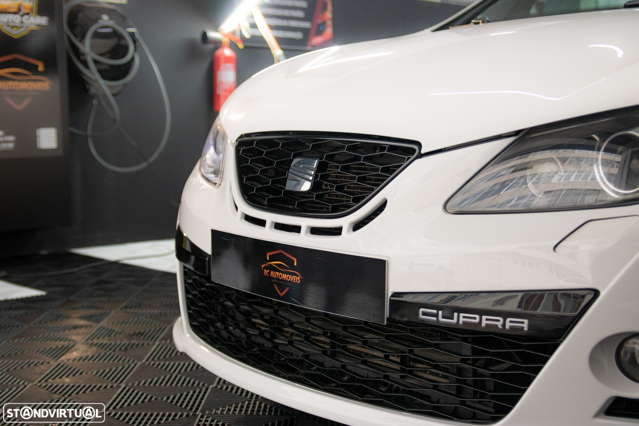 SEAT Ibiza SC 1.4 TSI Cupra DSG - 6