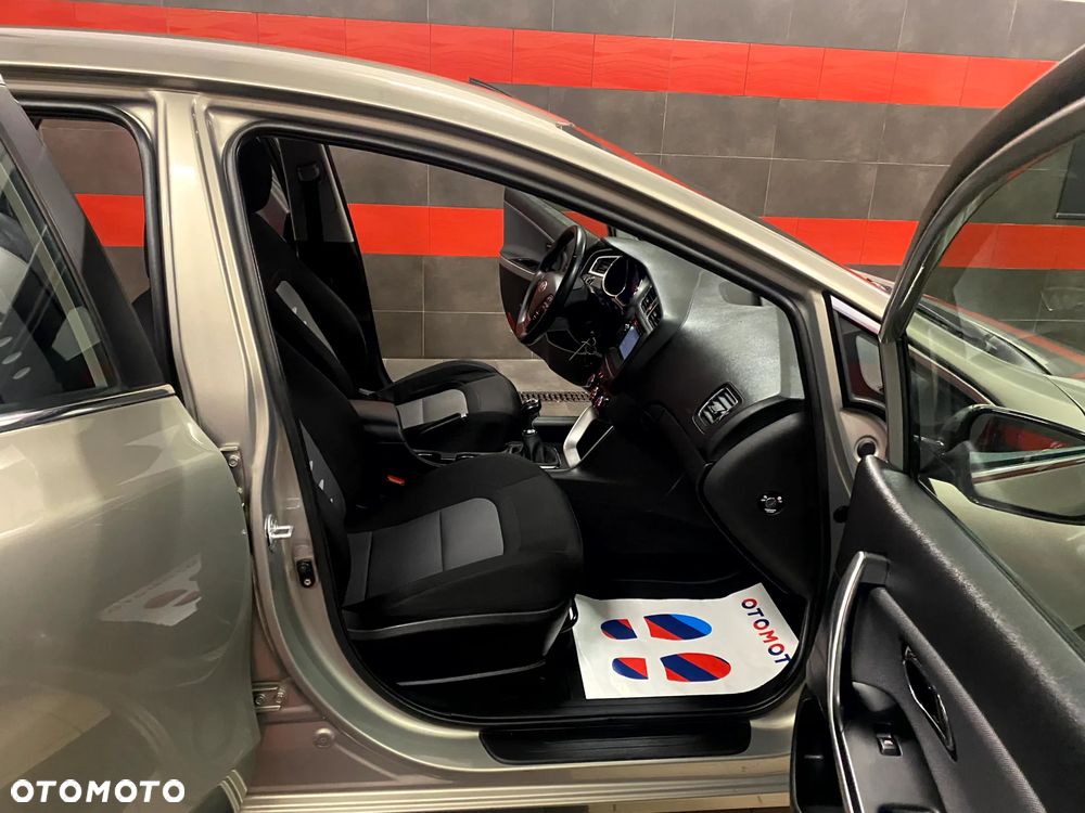 Kia Ceed 1.6 GDI XL - 19