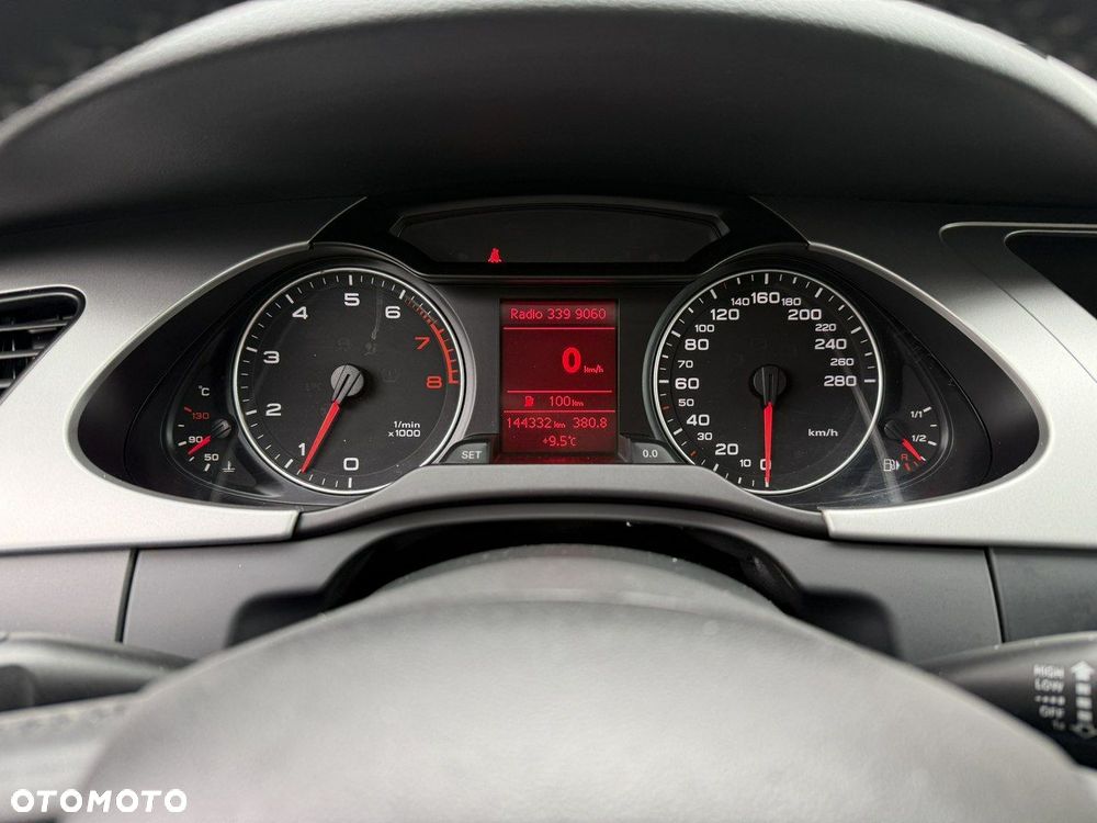 Audi A4 Limousine - 9