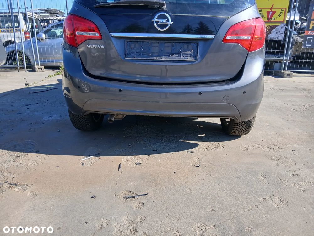Opel Meriva B Zderzak Tył Tylny Czujniki Parkowania  Kolor Z177 - 1