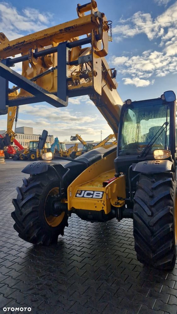 JCB 541-70 AGRI SUPER - 4