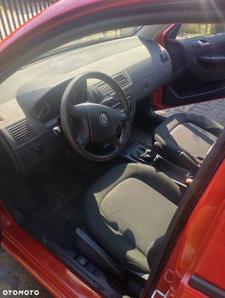 Skoda Fabia 1.4 16V Classic + - 5