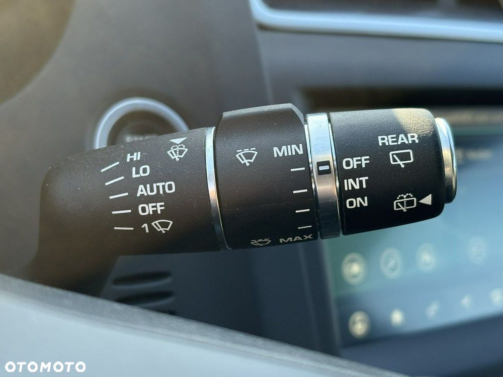 Jaguar E-Pace D150 R-Dynamic - 32