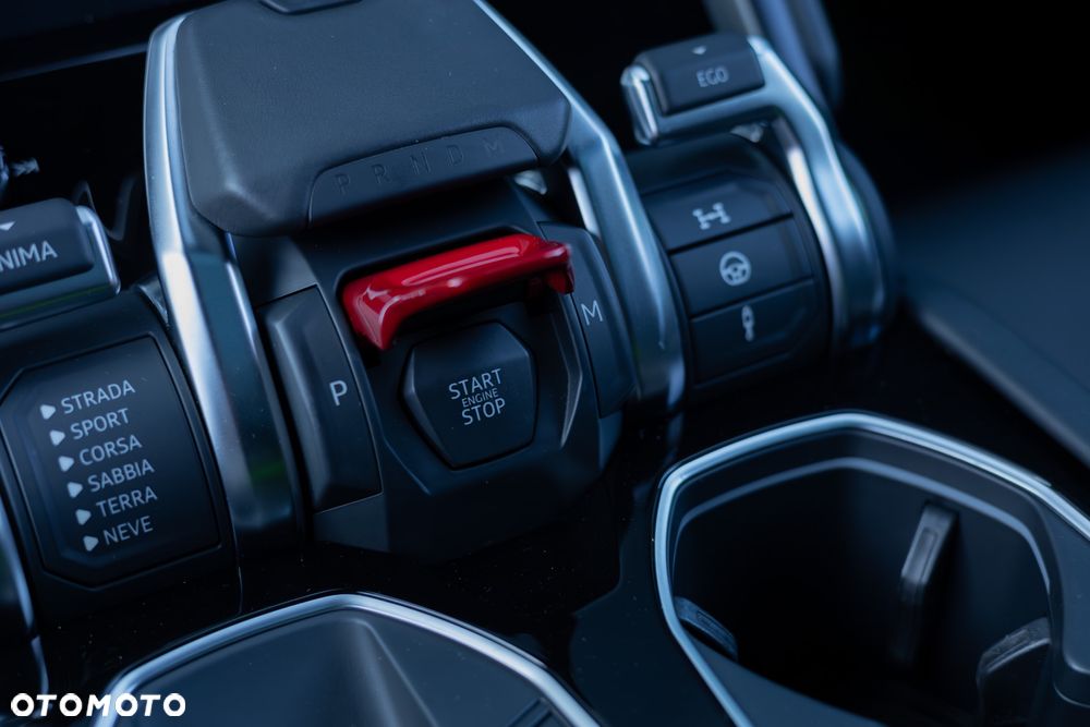 Lamborghini Urus - 28