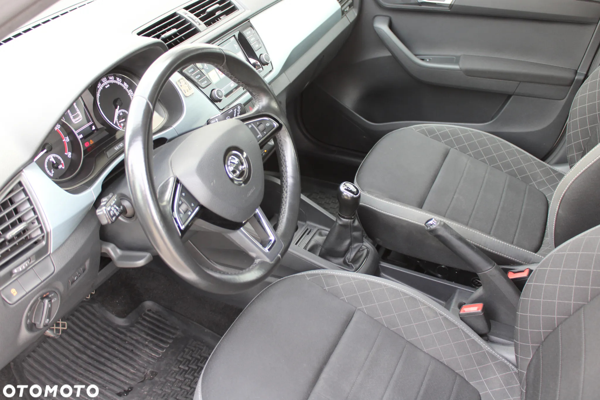 Skoda Fabia 1.0 TSI Ambition - 8