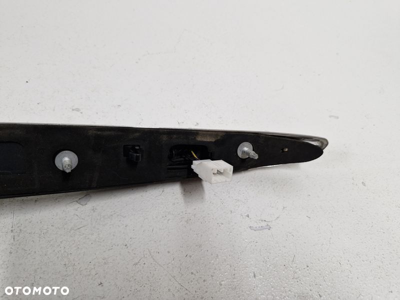 fiat 500x 500 x blenda mikrostyk oświetlenie klapy bagażnika - 6