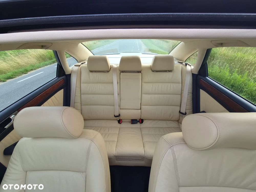 Audi A6 Limousine 2.8 Quattro - 28