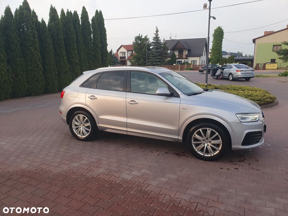 Audi Q3 - 18