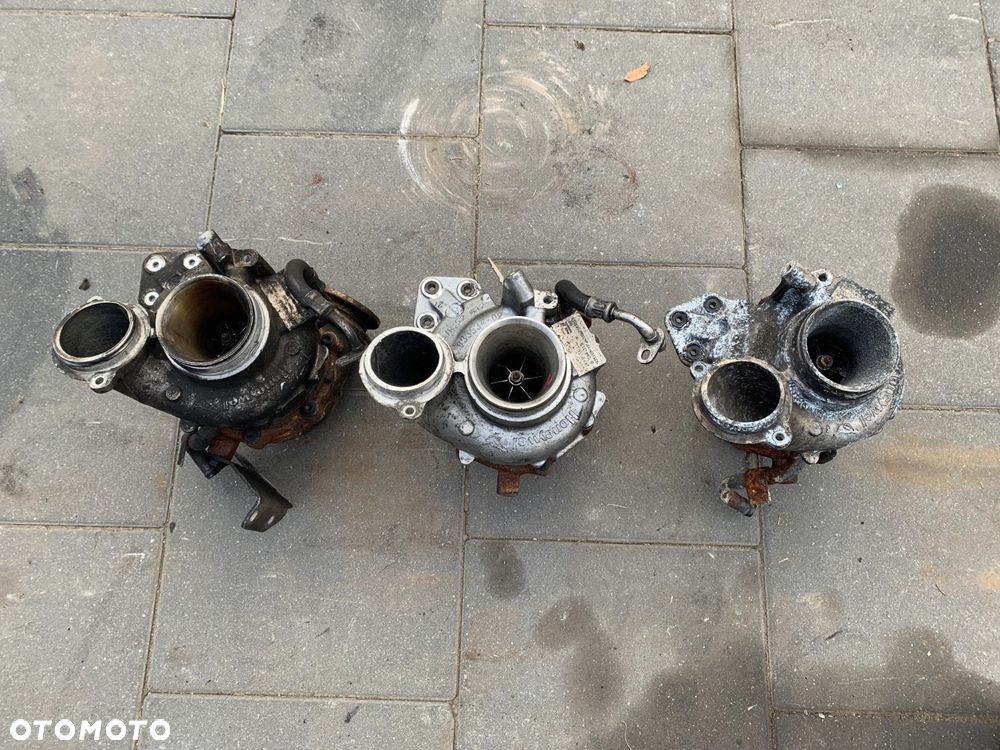TURBINA TURBOSPRĘŻARKA BMW G11 G20 G30 3.0D 8584218 B57D30A - 1